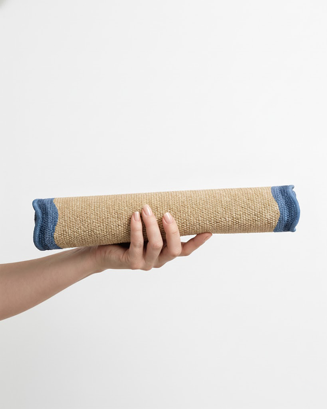 HÄDDEN Natural Sisal: NYC Design for Chic Cat Homes
