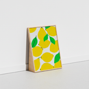 HÄDDEN Lemon pattern standing cat scratcher. A vibrant vertical sisal board with a wood frame, adding a fresh summer look to home decor
